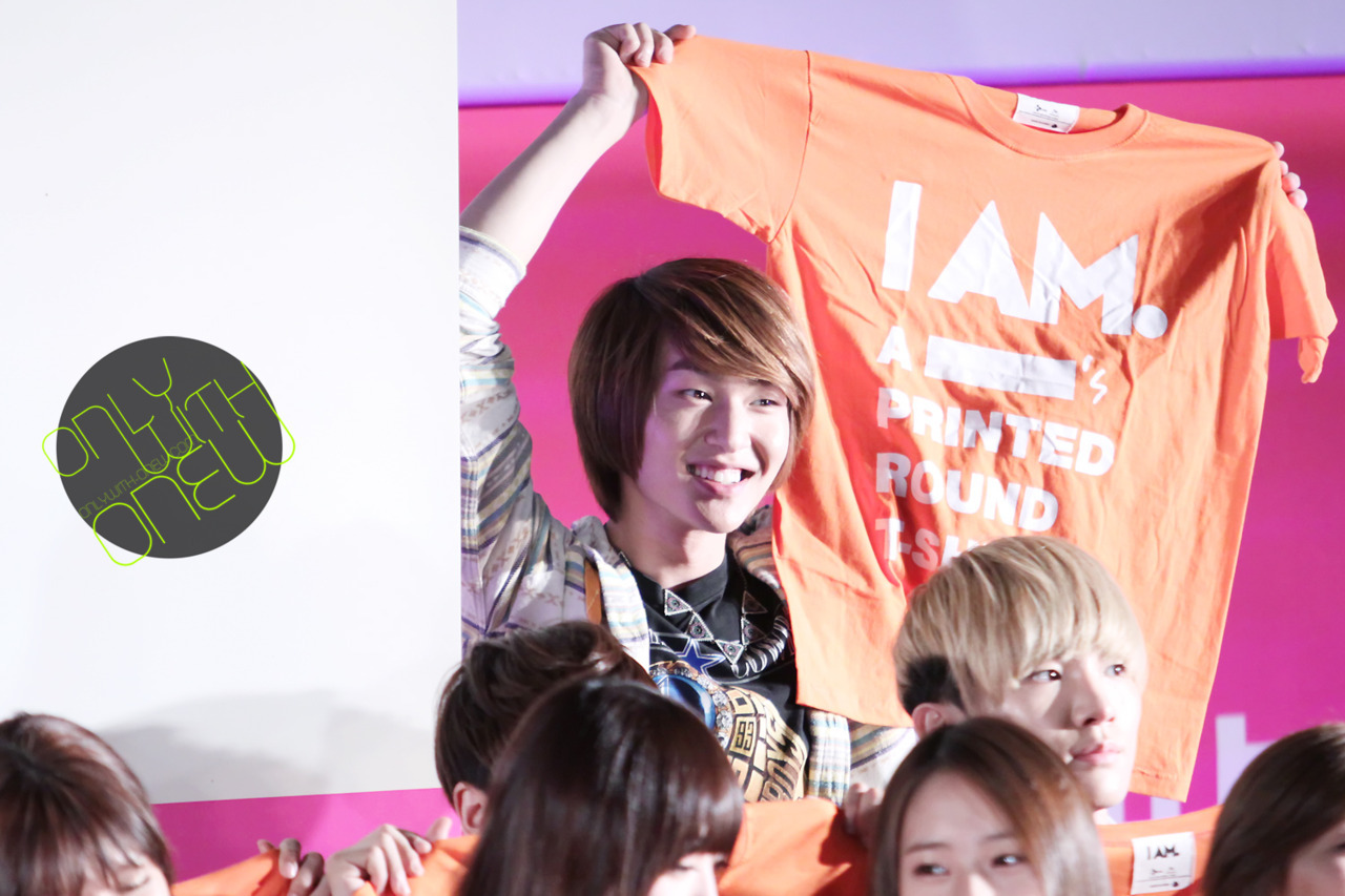 120430 Onew @ SMTOWN ‘I AM’ Movie Showcase  Tumblr_m3b21ySSTR1qauyhjo1_1280