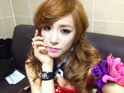 [PICS/GIF/VIDS]°¤-(¯`·.— Tiffany Hwang— .·´¯)-¤° - Page 3 Tumblr_m3l7l2Jn9n1qb1285o1_400