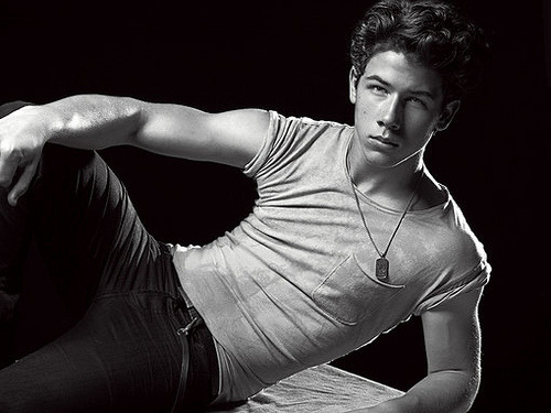 nicholas jerry jonas <3 - صفحة 3 Tumblr_ku9vp6wTLR1qanrrgo1_500