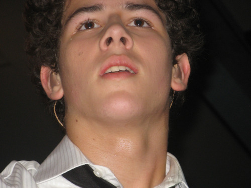 nicholas jerry jonas <3 - صفحة 11 Tumblr_l0qeb7aGb81qa5s1co1_500