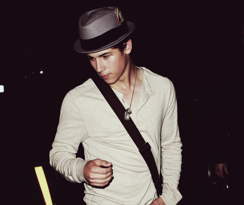 Nick'Jonas{Relationships. Tumblr_liqy3a6MVq1qe0xqxo1_500