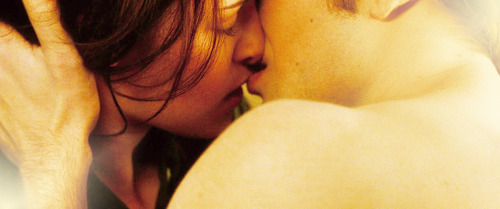 11 Mayo - Robert Pattinson quiere sus palomitas de oro por Mejor Beso Tumblr_ll1acs3rJC1qhzyhno1_500