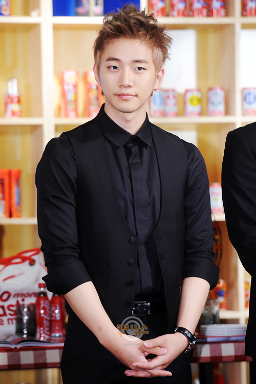 Lee Junho - Page 8 Tumblr_lmgshp5L2D1qa0us4o1_500