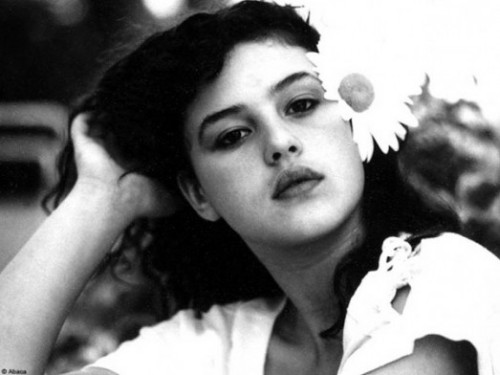 Monica Bellucci / მონიკა ბელუჩი Tumblr_lmqda8t30I1ql12yco1_500