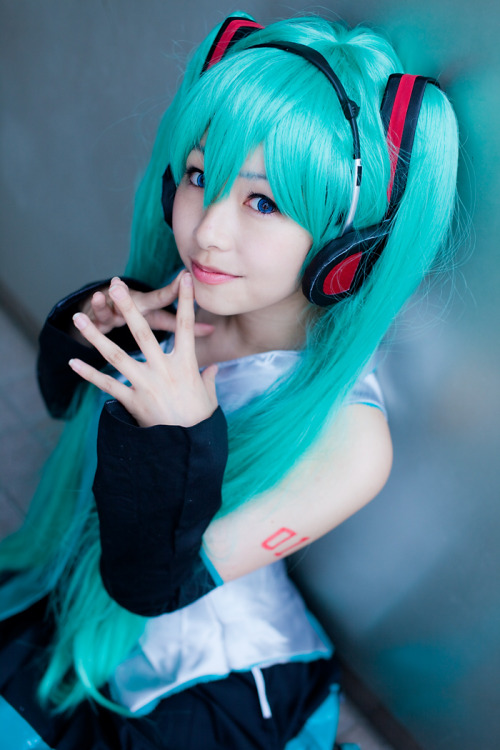 project diva  cosplay Tumblr_lmtds0afTm1qbo448o1_500