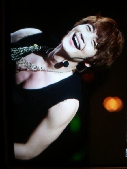 110716 SHINee First Concert in Taiwan Tumblr_loflejp4vY1qbg9e2o1_500