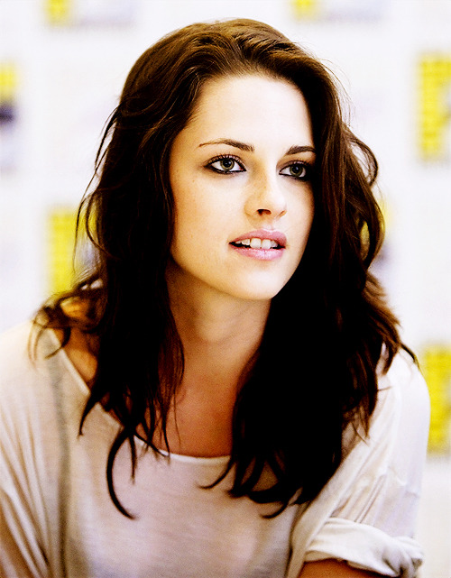 Kristen Stewart - Page 20 Tumblr_losnd4FVMq1qafh46o1_r4_500