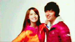 [YOONAISM/PIC+VID][07-08-2011][UPDATE] Yoona và Lee Min Ho xuất hiện trên đài MBC Tumblr_lpjv1yrG0s1qcyj59o2_250