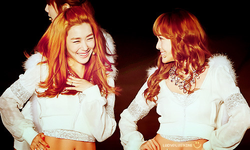 [PICS][8/11/2011] JeTi 's The Garden -‘♥’- Thiên đường PG =)) - Page 12 Tumblr_lqxqm8vmY41qigaf6o1_500