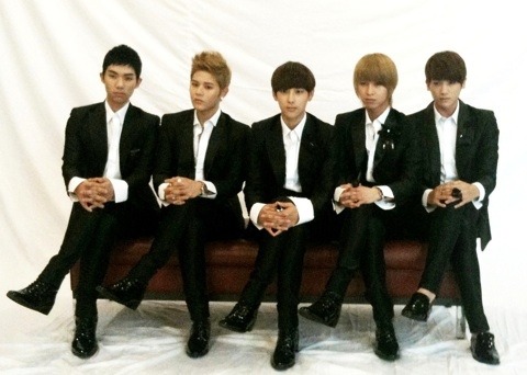 [OFFICIAL] 111003 ZE:A me2day update Tumblr_lshjglKEfF1ql736no2_500