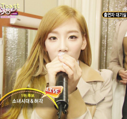 [صور] كــآآبس لــSNSD بــ Music Bank   Tumblr_ltrx4s9VXk1qc2fqjo1_250