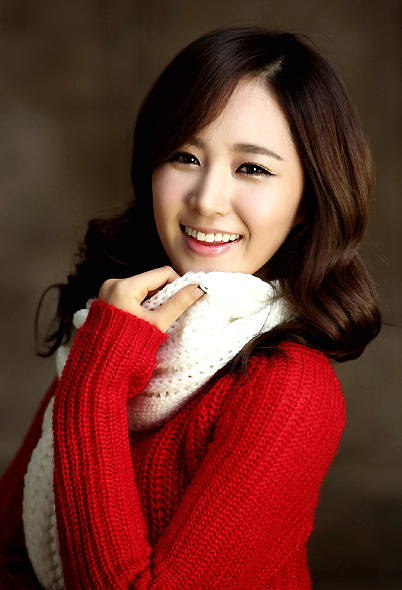 [PICS] Yuri @ SMTOWN Winter Album Tumblr_lw7dctfEgm1qdywcco1_500