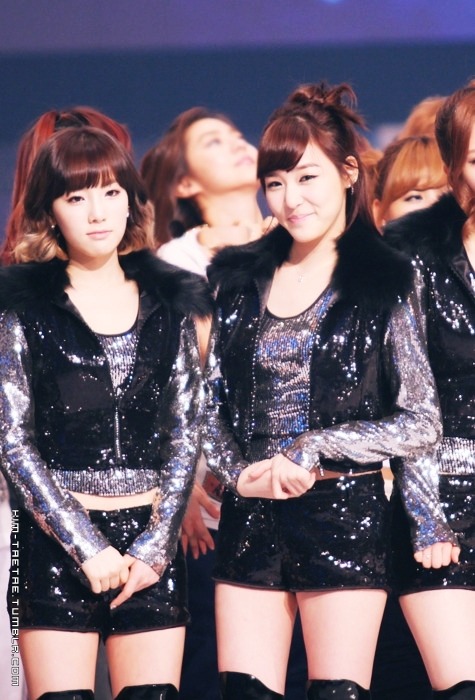 [PIC+VID+GIF][20/1/2012]∴♥∴ TaeNy ∴♥∴ Happy's Heaven ∴♥∴ Twinkle - Taeny Lấp Lánh - TaeTiSeo  ∴♥∴ - Page 20 Tumblr_lys11hcIR61r9n1igo1_500