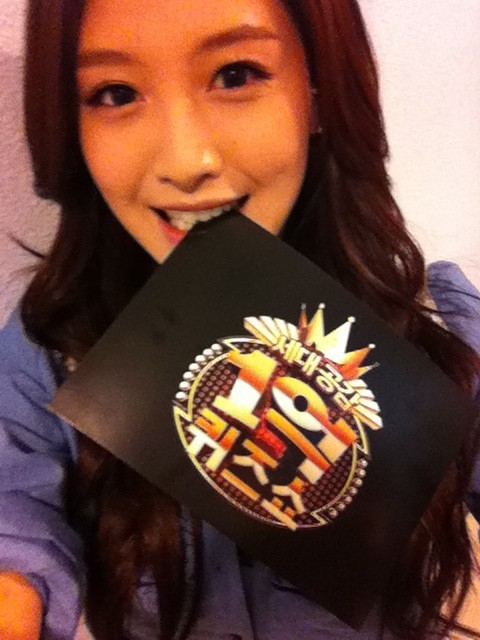 [10.02.12][Pics] Jaekyung & Jisook - SBS 100 Million Quiz Show Tumblr_lz83ucqCwE1r27owuo1_500