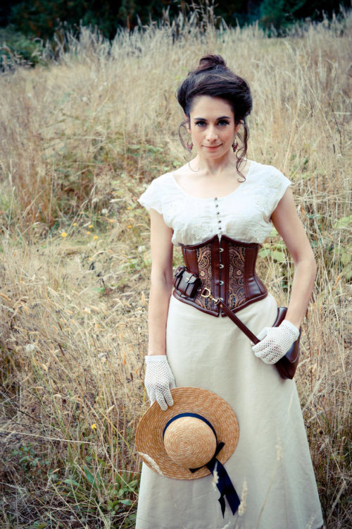 chicas steampunk - Página 2 Tumblr_m0l6exGCVR1qj1sf6o1_500