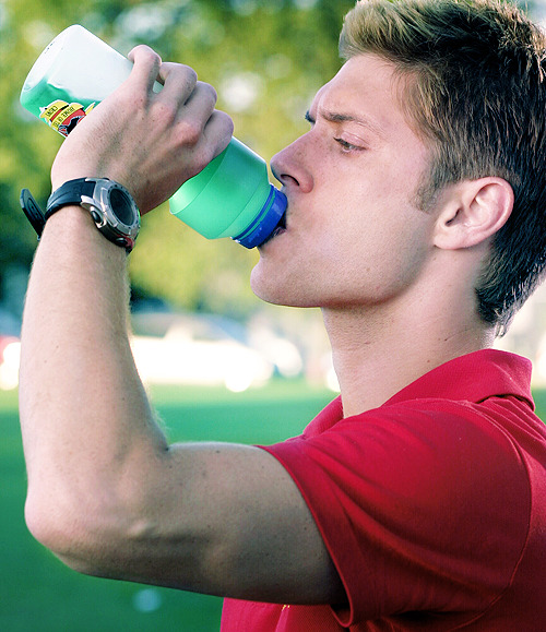 Jensen Ackles. El post de la moderación para no spammear evrigüer. Tumblr_m1d6opQvHk1rpb8pso1_500