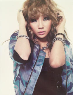 CL (Lee Chaerin) - Page 4 Tumblr_m1mxyhy2Lx1qb7crdo2_250