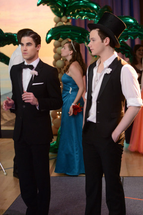 Stills de 3x19 ''Prom-A- Sauras'' Tumblr_m3cxs7eicI1r6nrbwo8_400