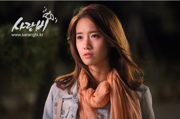 [OTHER][31-12-2011]YoonA tại trường quay của bộ phim " Love Rain " - Page 40 Tumblr_m3jtt1ZCWx1qbug69o6_1280