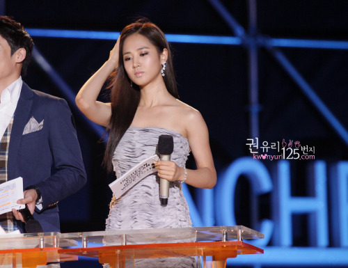 [PICS] Yuri @ Incheon Korean Music Wave Tumblr_lpw8m4ablC1qahidbo1_500