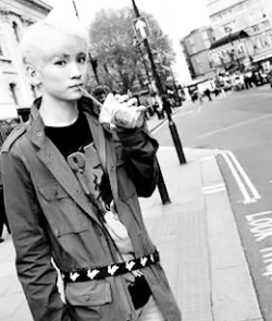 [3-11-2011][pics] SHINee tại London Tumblr_lu2qs2k6y51qzmwfvo4_250