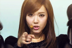 [GIFS][24-11-2011] Jessica: GG Tumblr_lv4cg0pJcI1r4bx1ro4_250