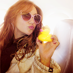 Dulce Maria [7] - Page 9 Tumblr_lwcvkcVKJk1qd0ua8o1_250