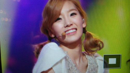 [PIC] Những hình ảnh đầu tiên từ KBS Gayo Daechukje của SNSD Tumblr_lx0qw0eYbZ1r62b55o1_500