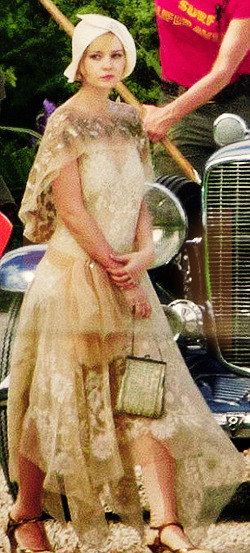 The Great Gatsby de Baz Lurhmann (Leonardo Dicaprio, Carey Mulligan ...) - Page 4 Tumblr_lz57nxlyg91qc1gino1_400