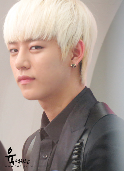 [PIC-GIF][17-03-2012] DaeHyun Image Tumblr_m10bjlDLcu1rqouqbo1_500