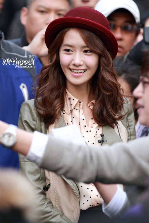 [PIC/VID][4/4/2012][UPDATE] Yoona @ Guerilla Star Date Tumblr_m1zzjyxZoI1r9kse8o1_500