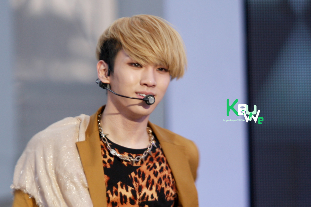 120414 Key @ KBS Love Request Tumblr_m2h3yye3O51r5kb7po1_1280