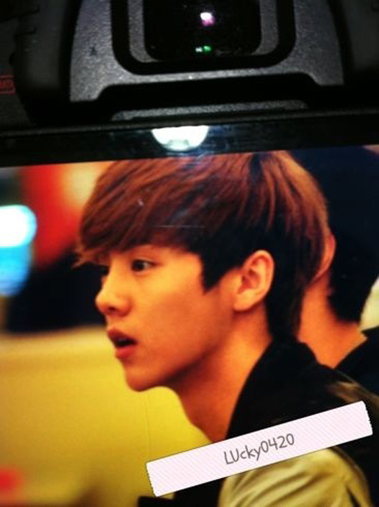 120424 EXO-M airport - Luhan Tumblr_m2z7hzjjxC1rp5e9qo7_1280