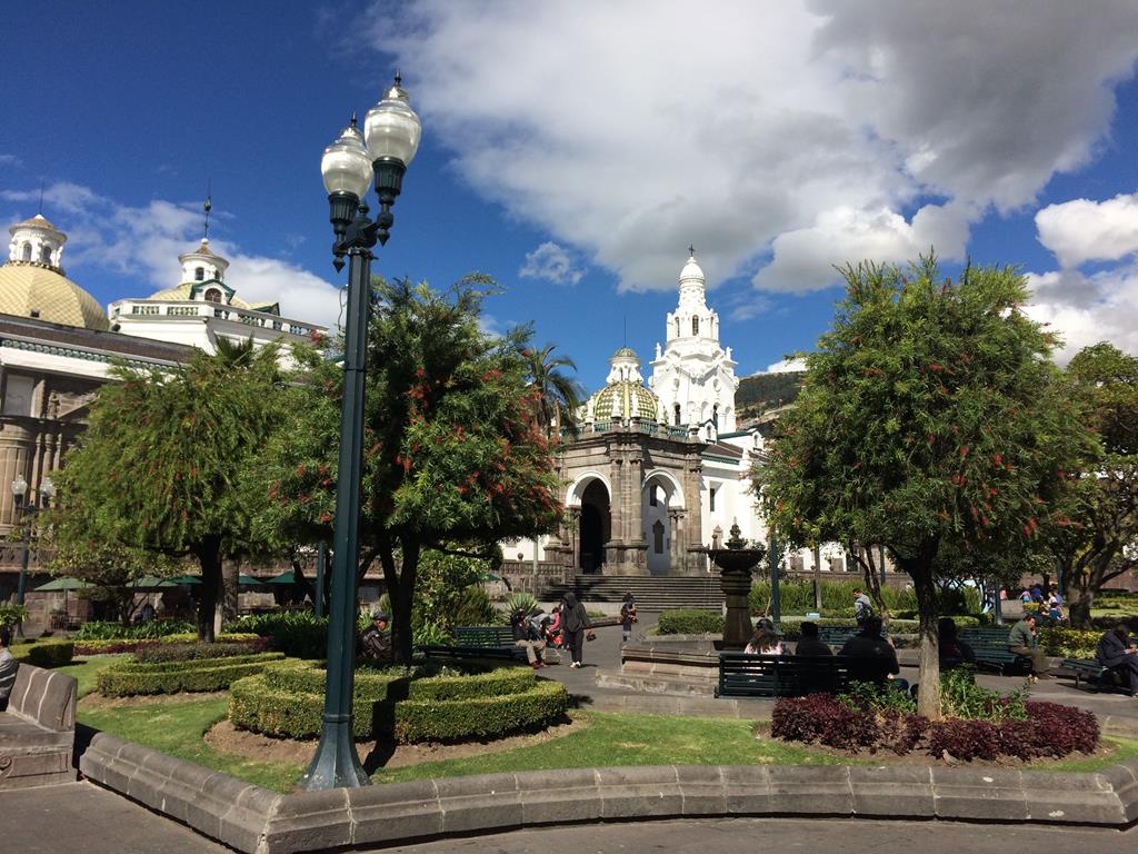 And the Earth Shook: 3 Week Motorcycle Adventure in Ecuador IMG_4496