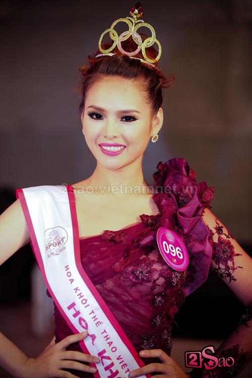 Lại Hương Thảo was appointed to represent Vietnam in Miss World 2013 IMG0604