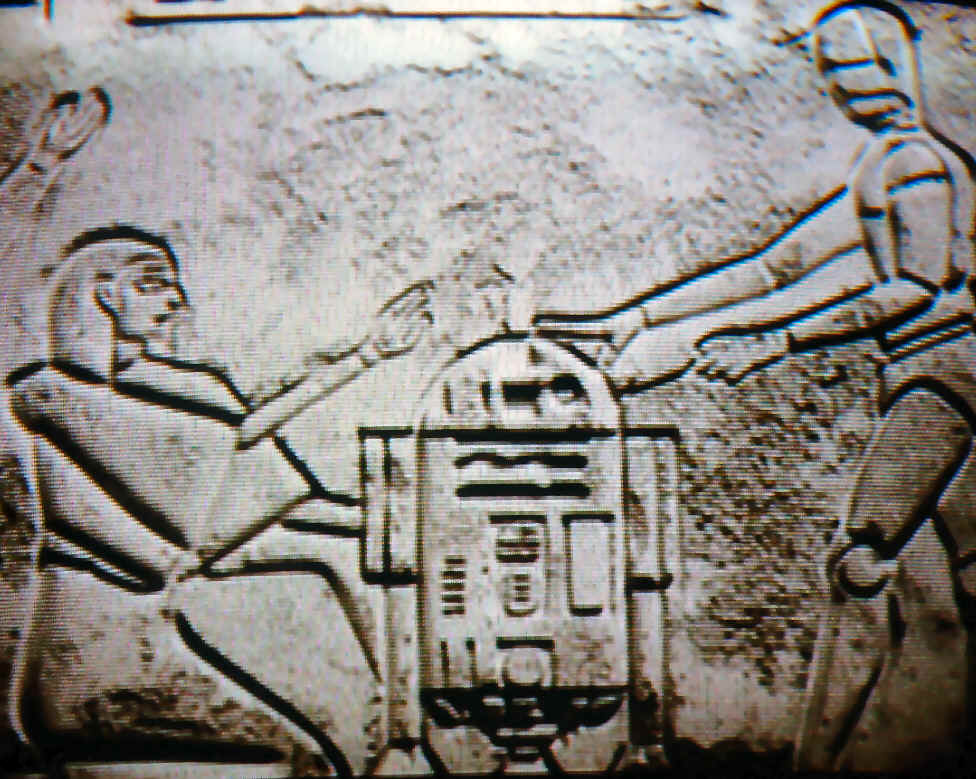 Devine dans quelle film - Page 5 R2-C3PO-Indy-Close