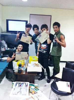 [17.07] ] MBLAQ remercie leurs fans et les hottests pour leurs soutiens 20110717_mblaq