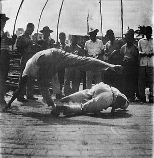 Los aspectos míticos y religiosos. HistoryCapoeira