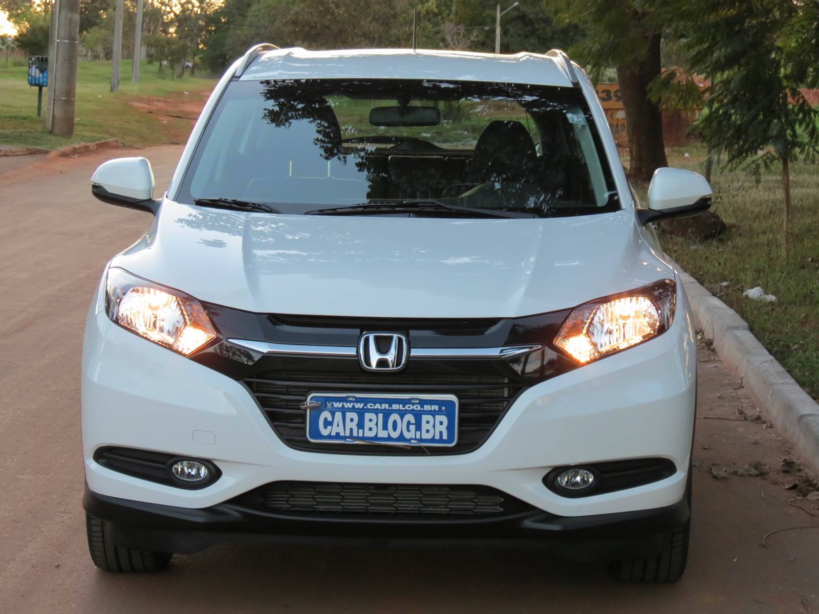 Preço dos carros no Brasil - Página 15 Honda-HR-V-2016%2B%25281%2529