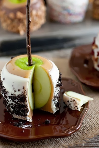 فن تقديم الأطعمة (20 ) صورة  Delicious-caramel-apple-praktic-ideas-1