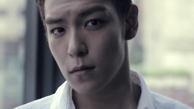 [25.10]Preview de T.O.P "Brooklyn Boy" Fashion Film pour Calvin Klein [PHOTOS]  CK_New_York_17s.avi_000001083