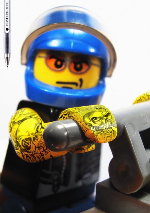 [LEGO] Vidéos, créations et MOC divers - Page 9 Lego-Tattoos-for-Pilot-Extra-Fine-2