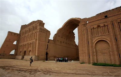 Iraq to restore ancient arch to woo back tourists...Arch of Ctesiphon Iraq-arch_01