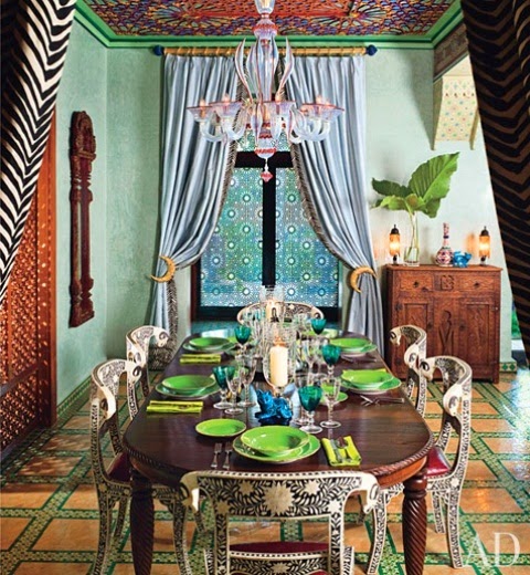 تصميمات رائعه لغرف المعيشه المغربيه  Exquisite-moroccan-dining-room-designs-2