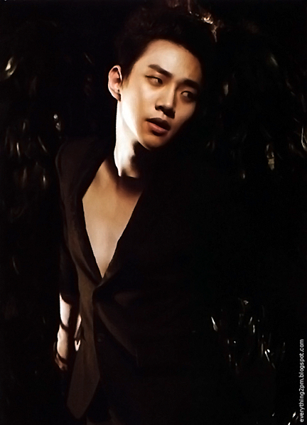 Lee Junho - Page 9 2pm.2pmcard.blackangel.02b.junho