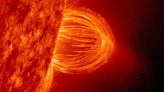 SEGUIMIENTO Y MONITOREO DE LA ACTIVIDAD SOLAR  - Página 2 M7_class_flare_July_2012_fullwidth