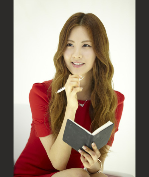 [DISC] HAPPY BRITHDAY CARD TO MAKNAE SNSD SEOHYUN (^.^) Tumblr_lnhgreWTk51qdon7so1_500