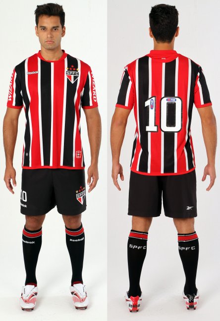 São Paulo FC - Uniformes - 2012 Spcamisa2012_div_2001128-11