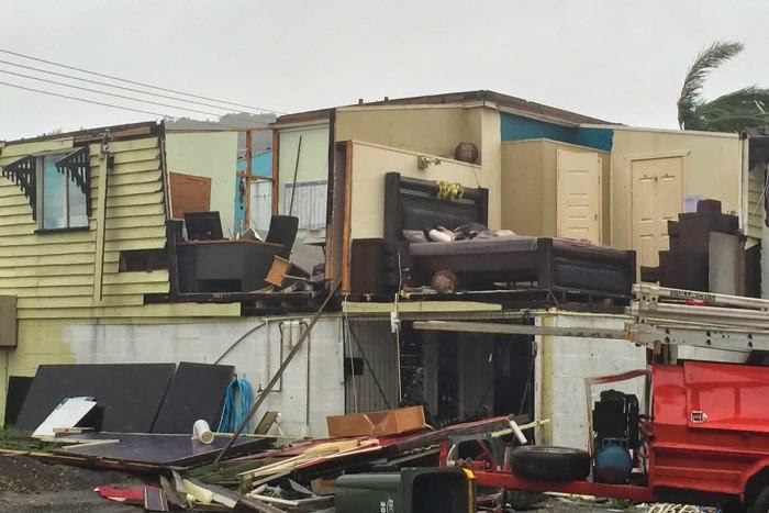 Australie: Le monstrueux cyclone Marcia fait des ravages et de très importants dégâts sur la côte Est, tandis que le cyclone Lam au Nord du pays faiblit Marcia