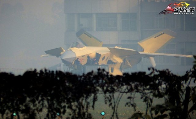 احدث صور للمقاتله الصينيه  J-20  PLAAF%2BJ-20%2Blatest%2BPhotos%2B1